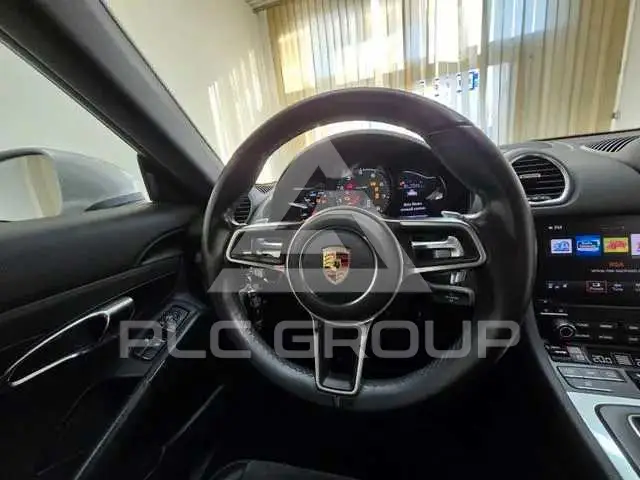 2017 Porsche Cayman