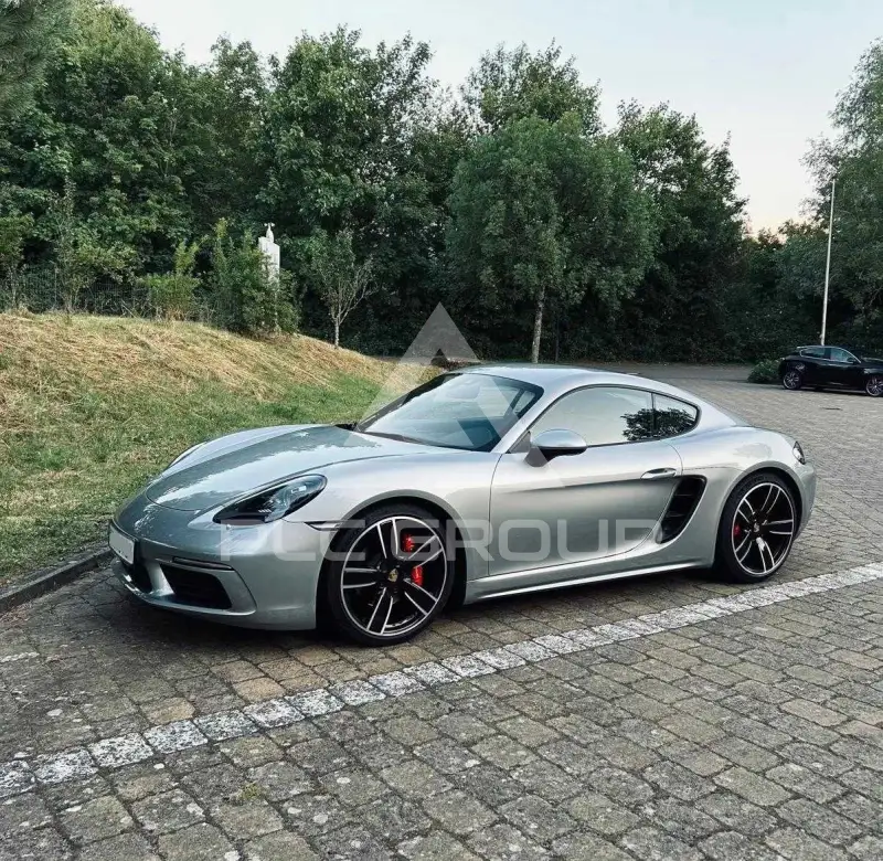 2017 Porsche Cayman