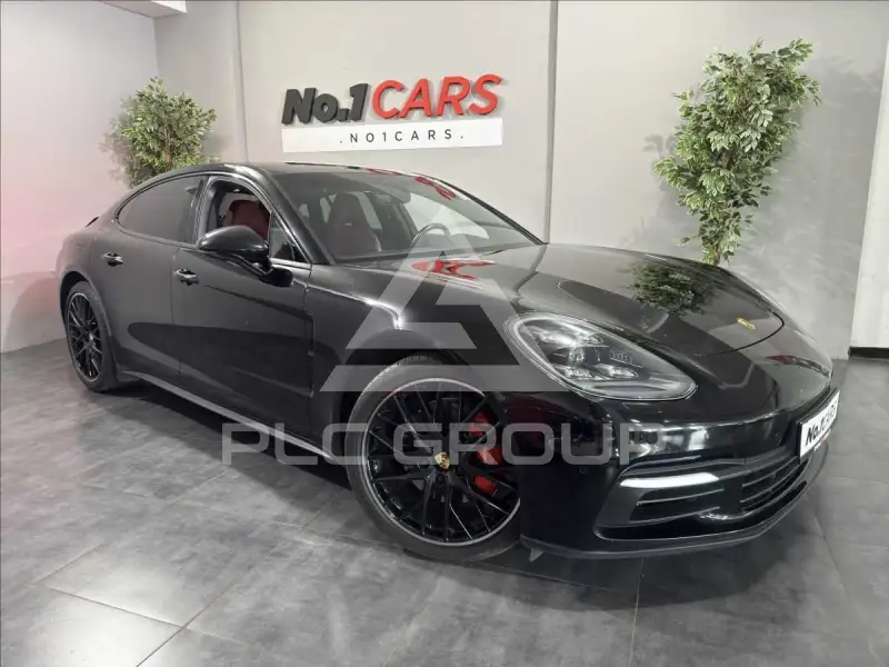 2017 Porsche Panamera