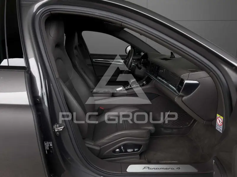 2017 Porsche Panamera