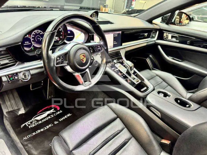 2017 Porsche Panamera