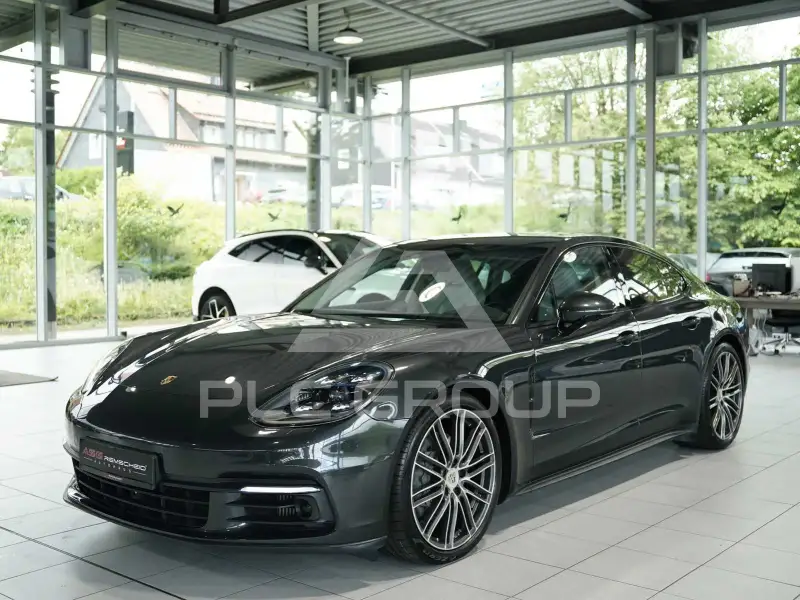 2017 Porsche Panamera