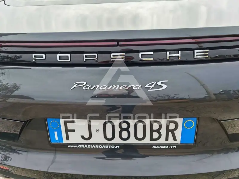 2017 Porsche Panamera