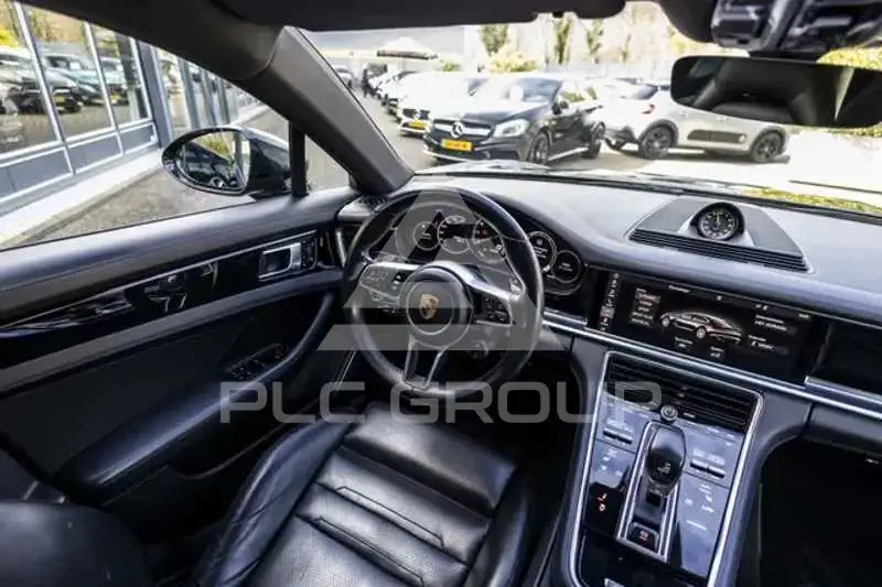 2017 Porsche Panamera