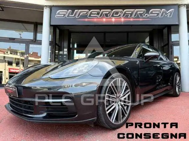 2017 Porsche Panamera