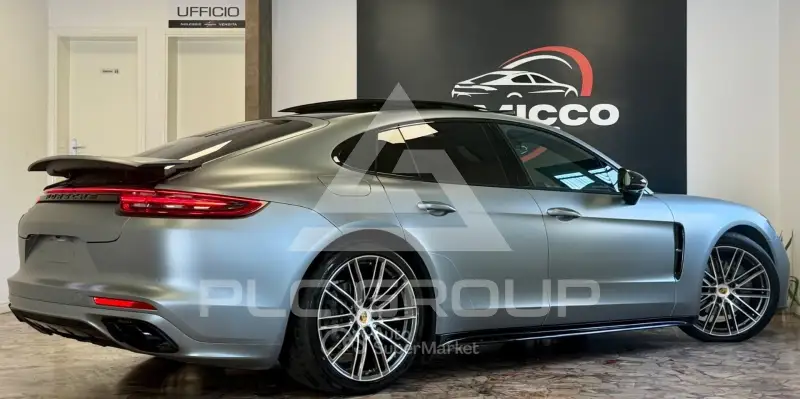 2017 Porsche Panamera
