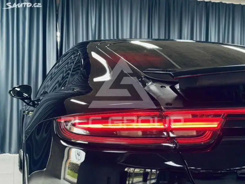 2017 Porsche Panamera