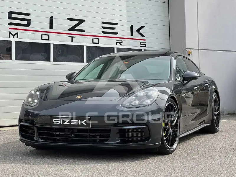 2017 Porsche Panamera