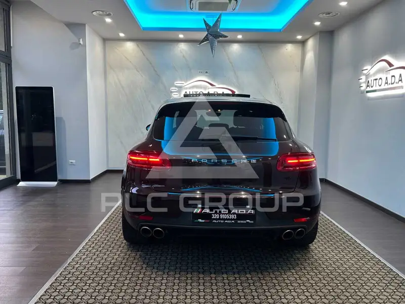 2017 Porsche MACAN