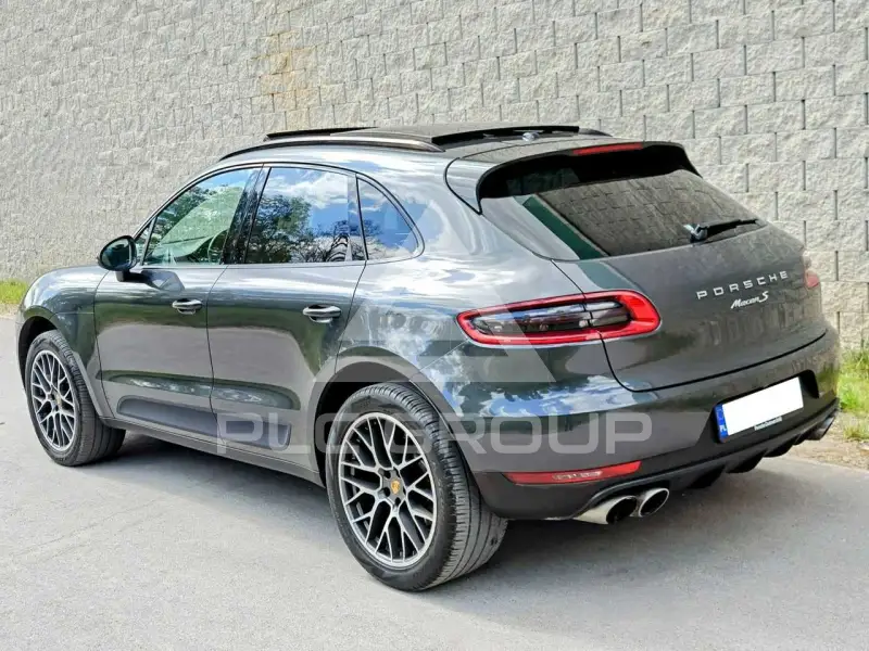 2017 Porsche MACAN