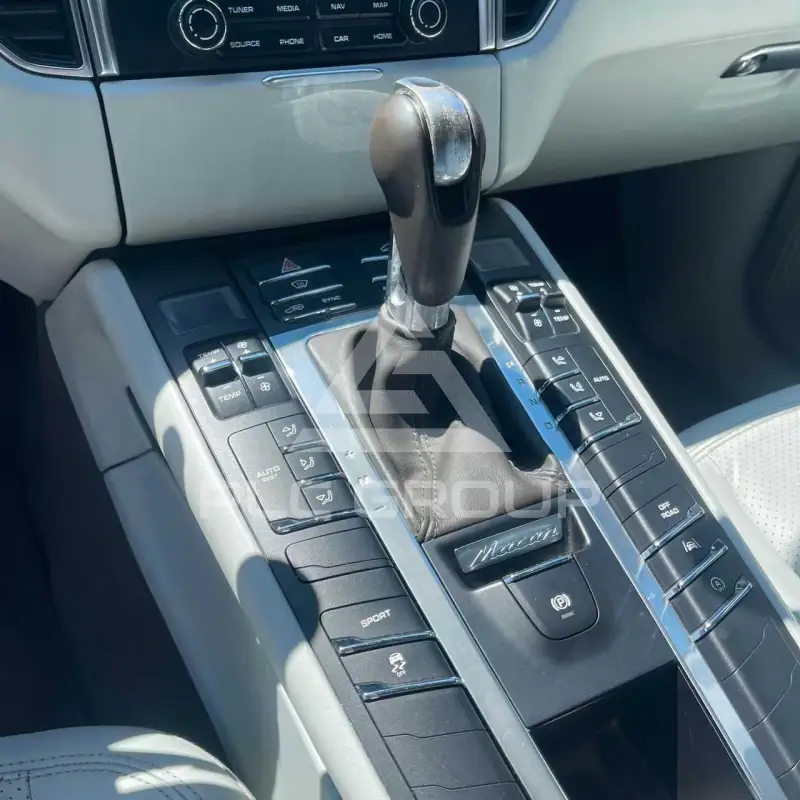 2017 Porsche MACAN