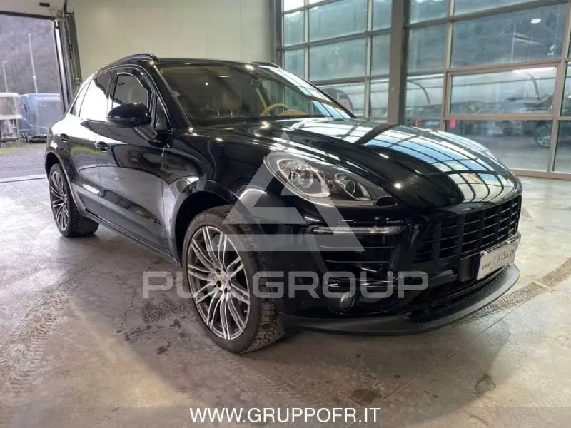 2017 Porsche MACAN