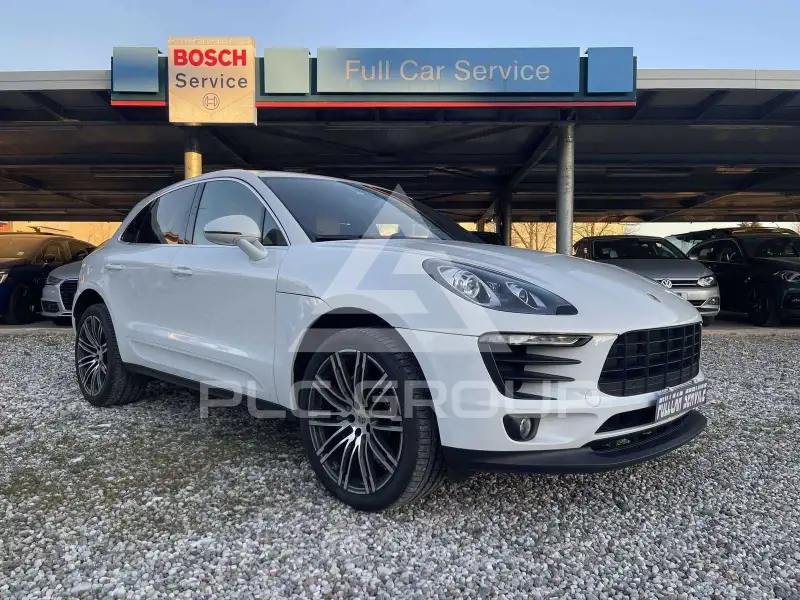 2017 Porsche MACAN