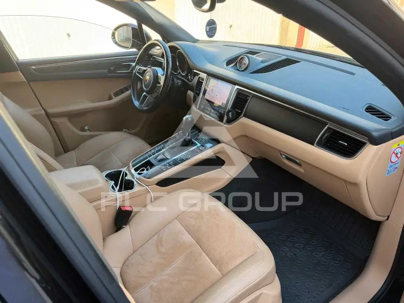 2017 Porsche MACAN
