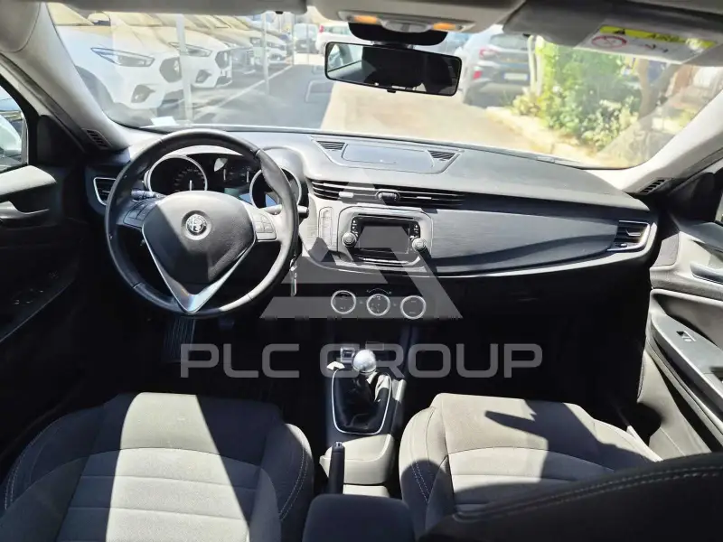 2017 Alfa Romeo Giulia