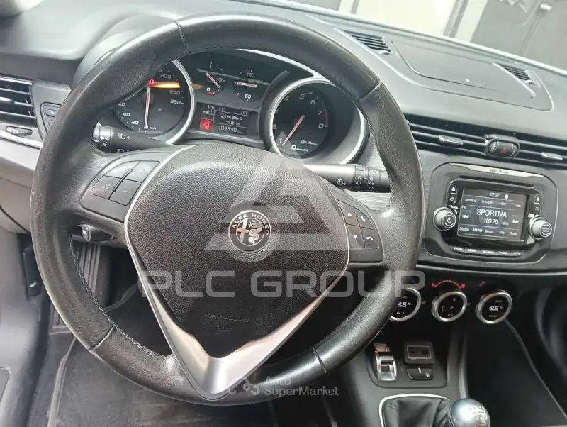 2017 Alfa Romeo Giulia