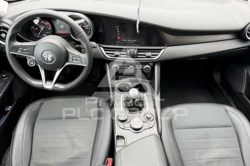 2017 Alfa Romeo Giulia