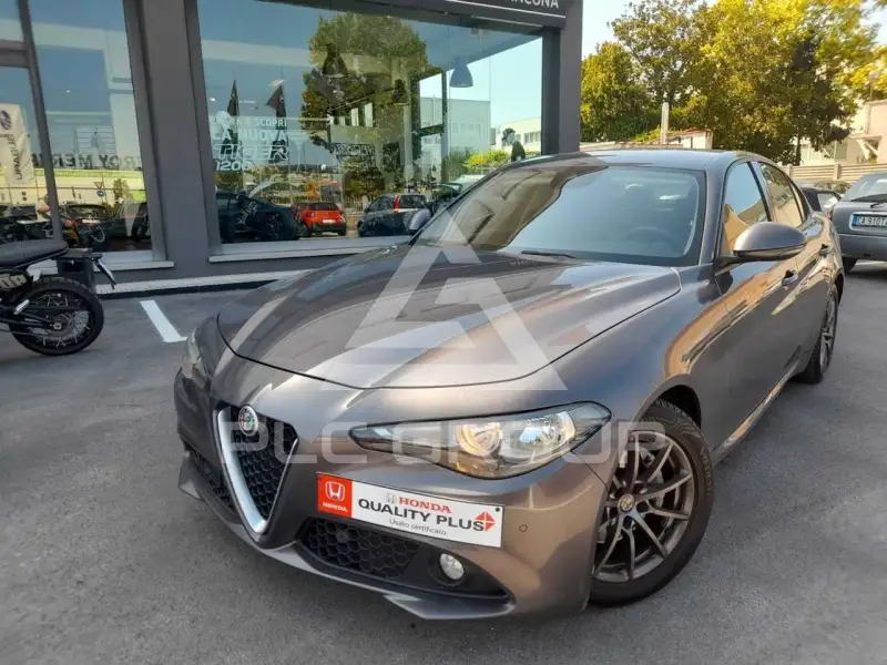 2017 Alfa Romeo Giulia