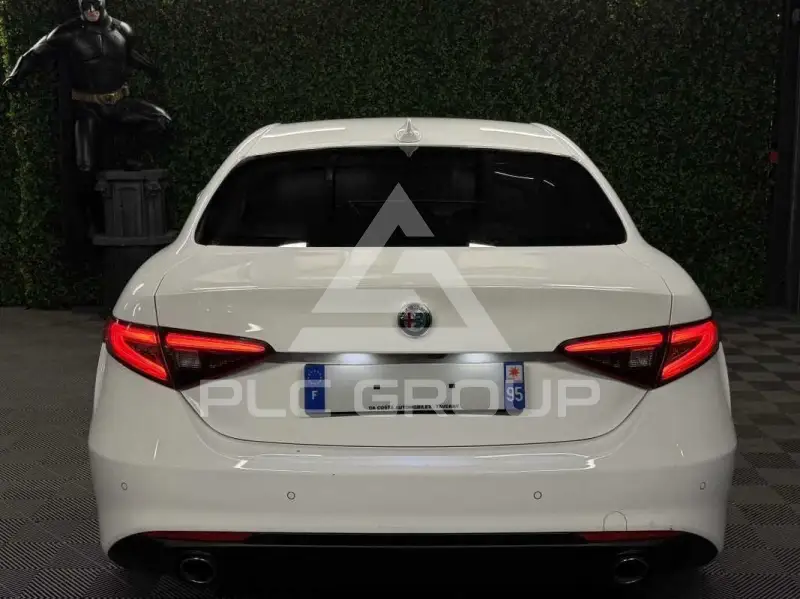2017 Alfa Romeo Giulia