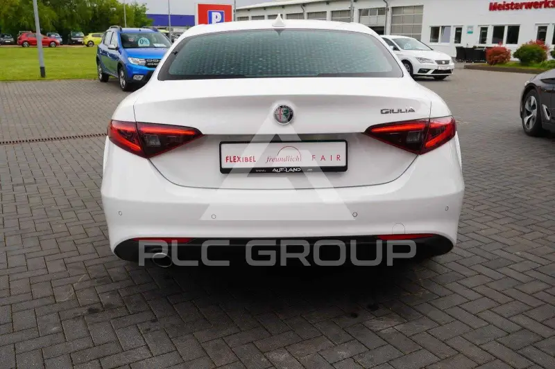 2017 Alfa Romeo Giulia