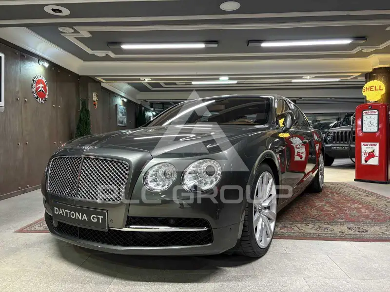 2017 Bentley Flying