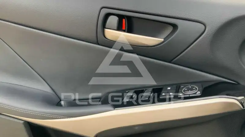 2017 Lexus IS