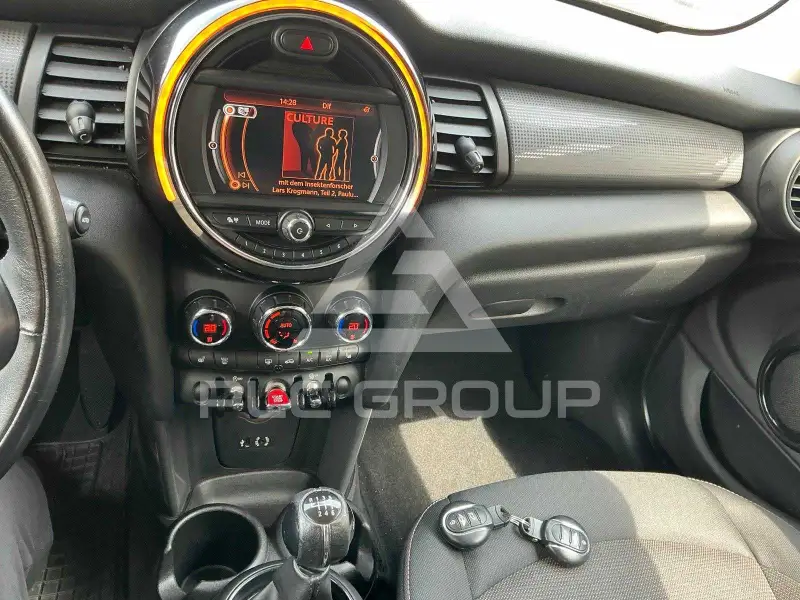 2017 Mini COOPER