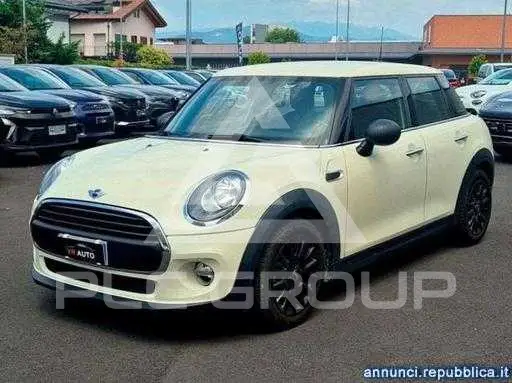2017 Mini COOPER