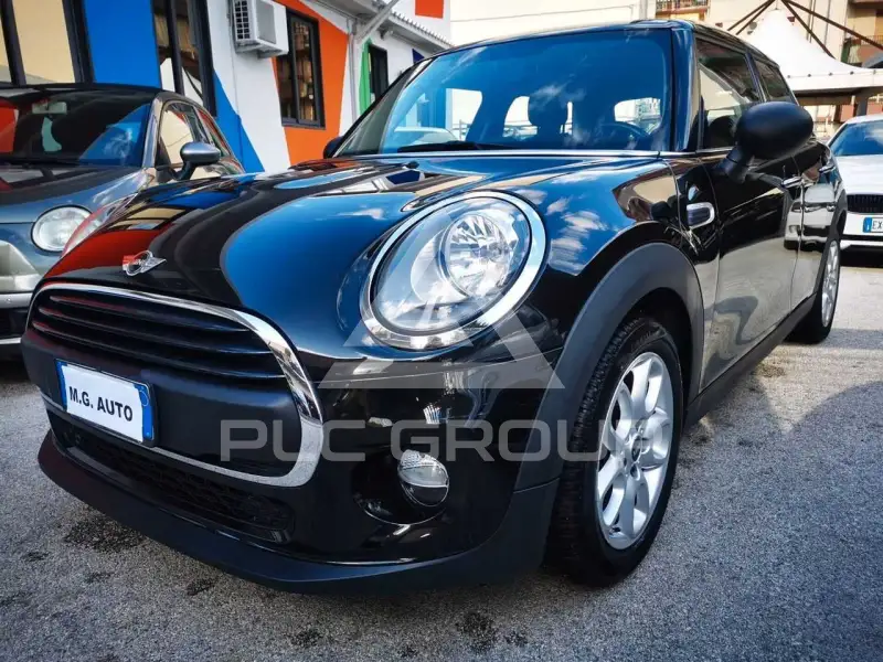 2017 Mini COOPER