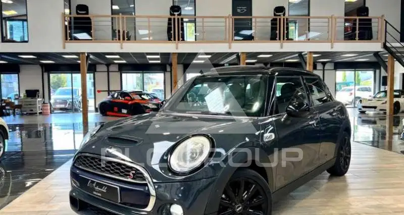 2017 Mini COOPER