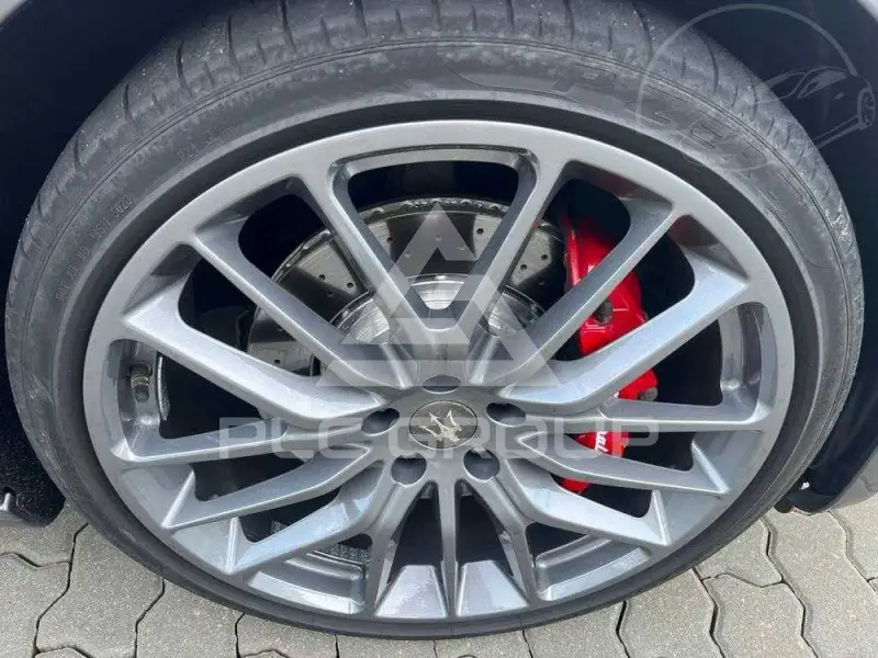 2017 Maserati GHIBLI