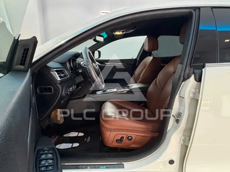 2017 Maserati GHIBLI