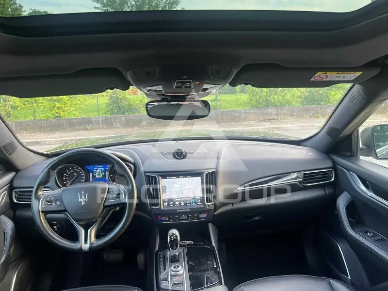 2017 Maserati LEVANTE