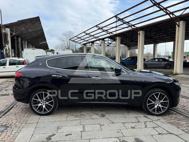 2017 Maserati LEVANTE