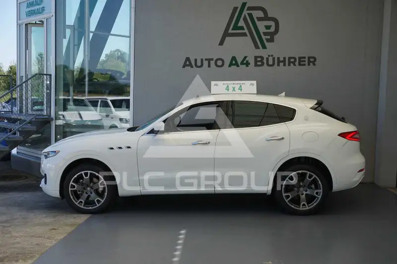 2017 Maserati LEVANTE