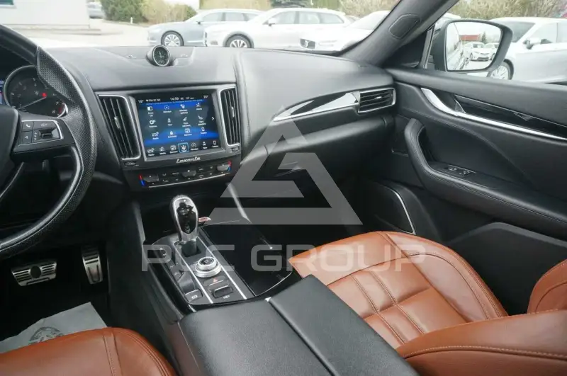 2017 Maserati LEVANTE