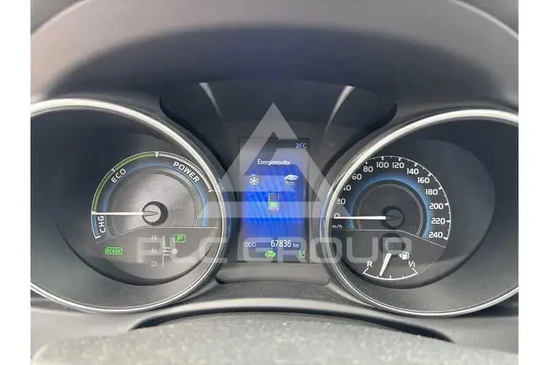 2017 Toyota AURIS