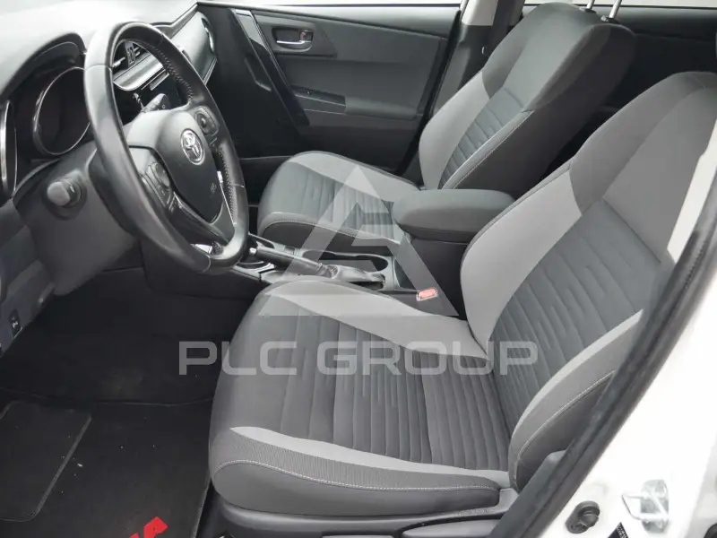 2017 Toyota AURIS