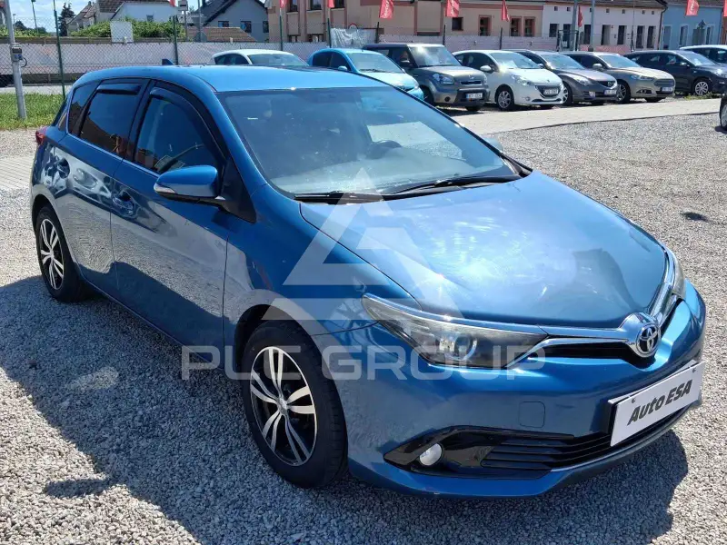 2017 Toyota AURIS