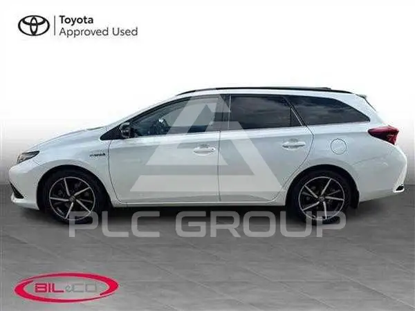2017 Toyota AURIS