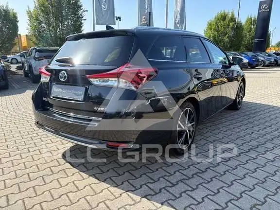 2017 Toyota AURIS