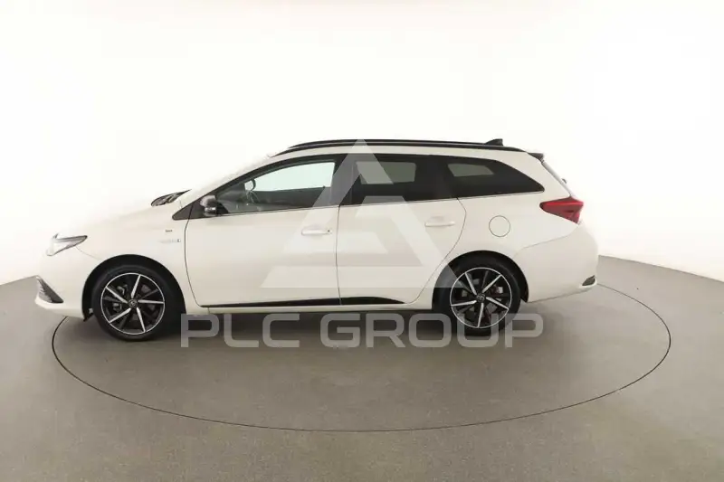 2017 Toyota AURIS