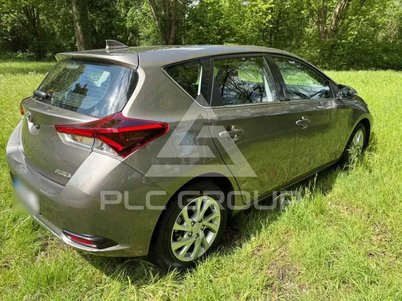 2017 Toyota AURIS