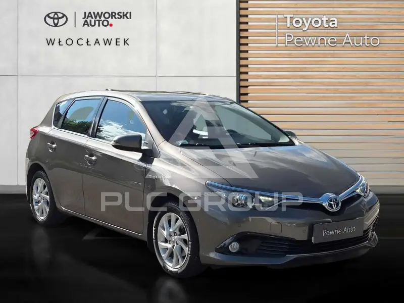 2017 Toyota AURIS