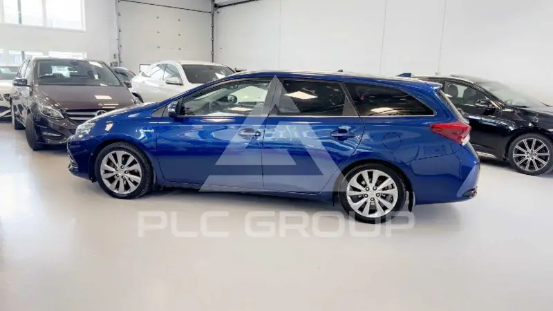 2017 Toyota AURIS