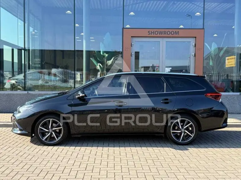 2017 Toyota AURIS