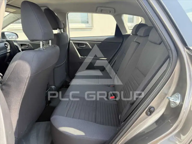 2017 Toyota AURIS