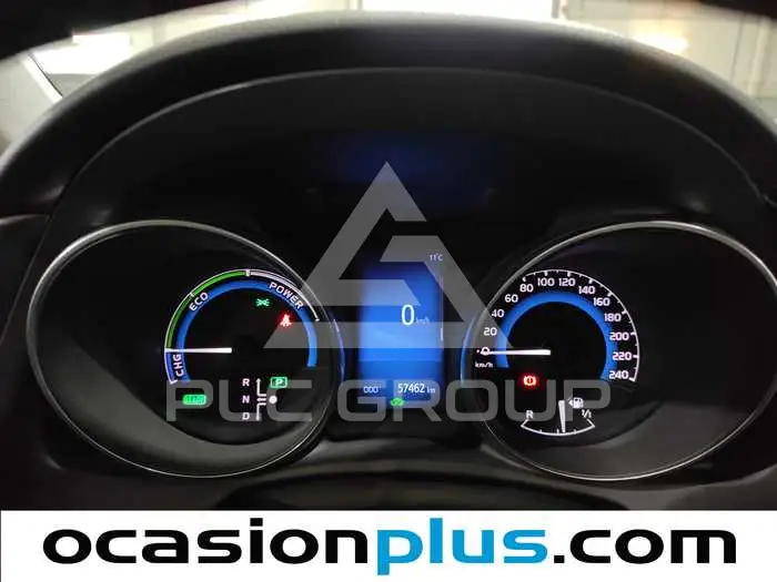 2017 Toyota AURIS