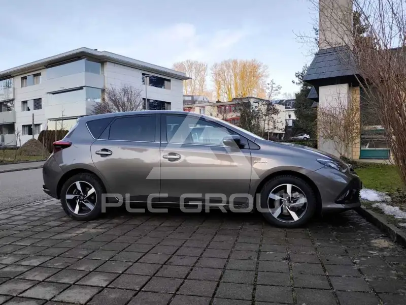 2017 Toyota AURIS