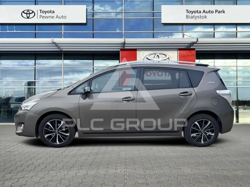 2017 Toyota VERSO